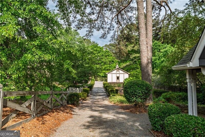 12490 Charlotte DR