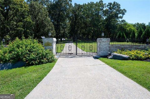 Photo of 254 Bud Hardy Road SE, Calhoun, GA 30701 (MLS # 10594856)