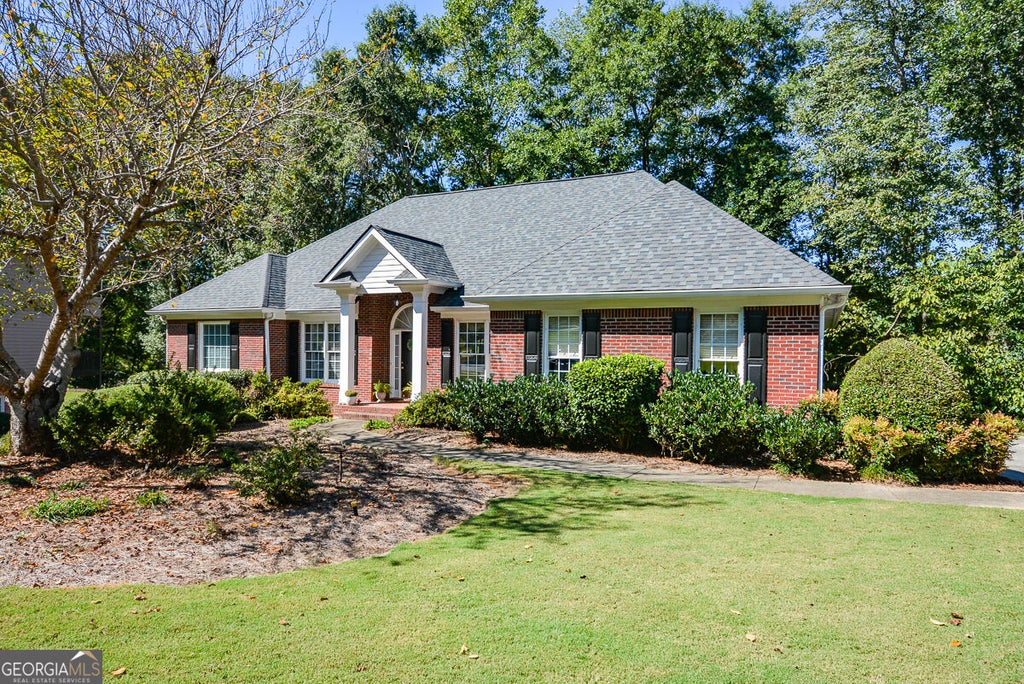 Photo of 1015 Avery Creek Drive, Woodstock, GA 30188 (MLS # 10869010)