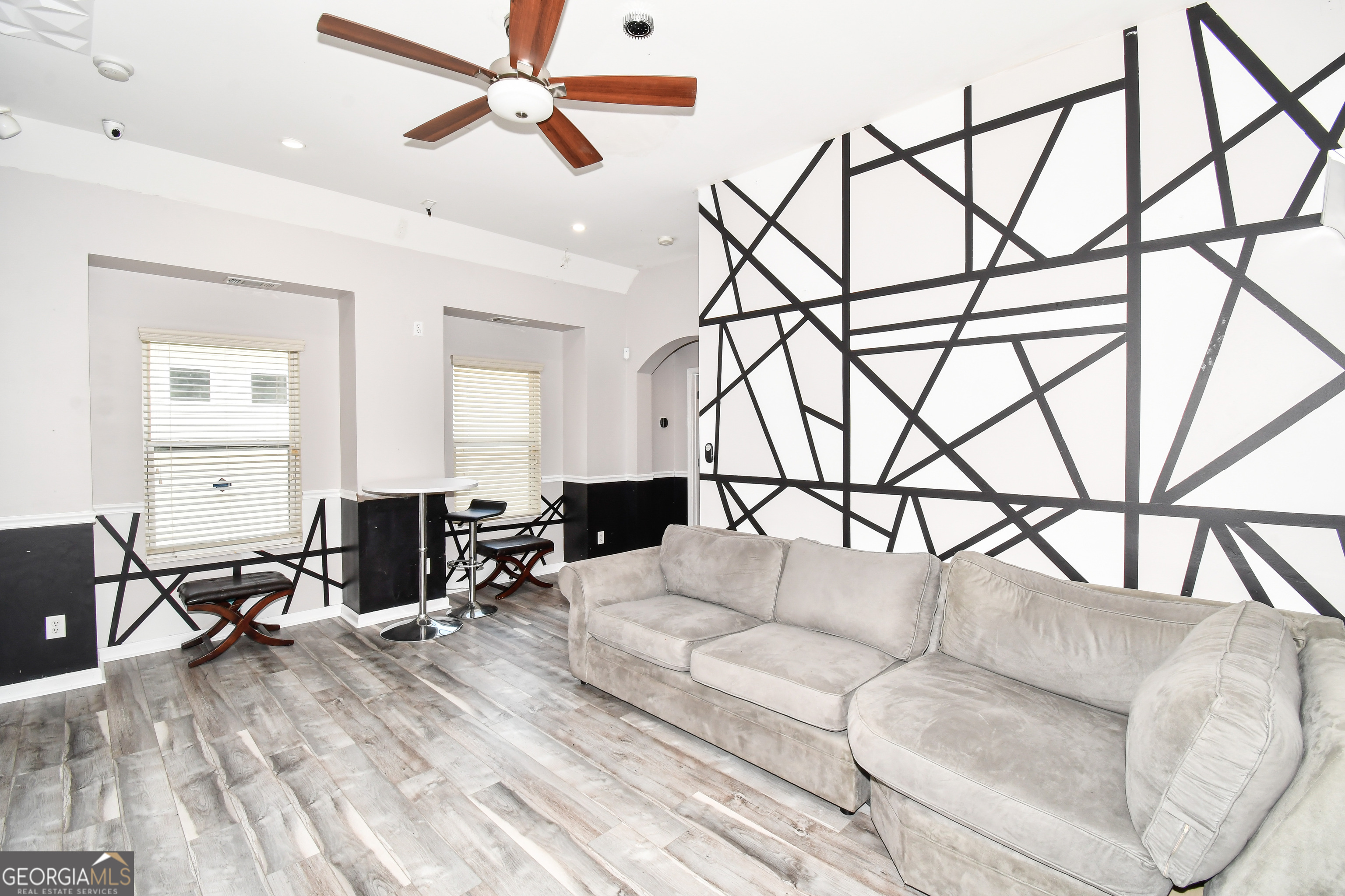 562 Simonton Ridge TRL