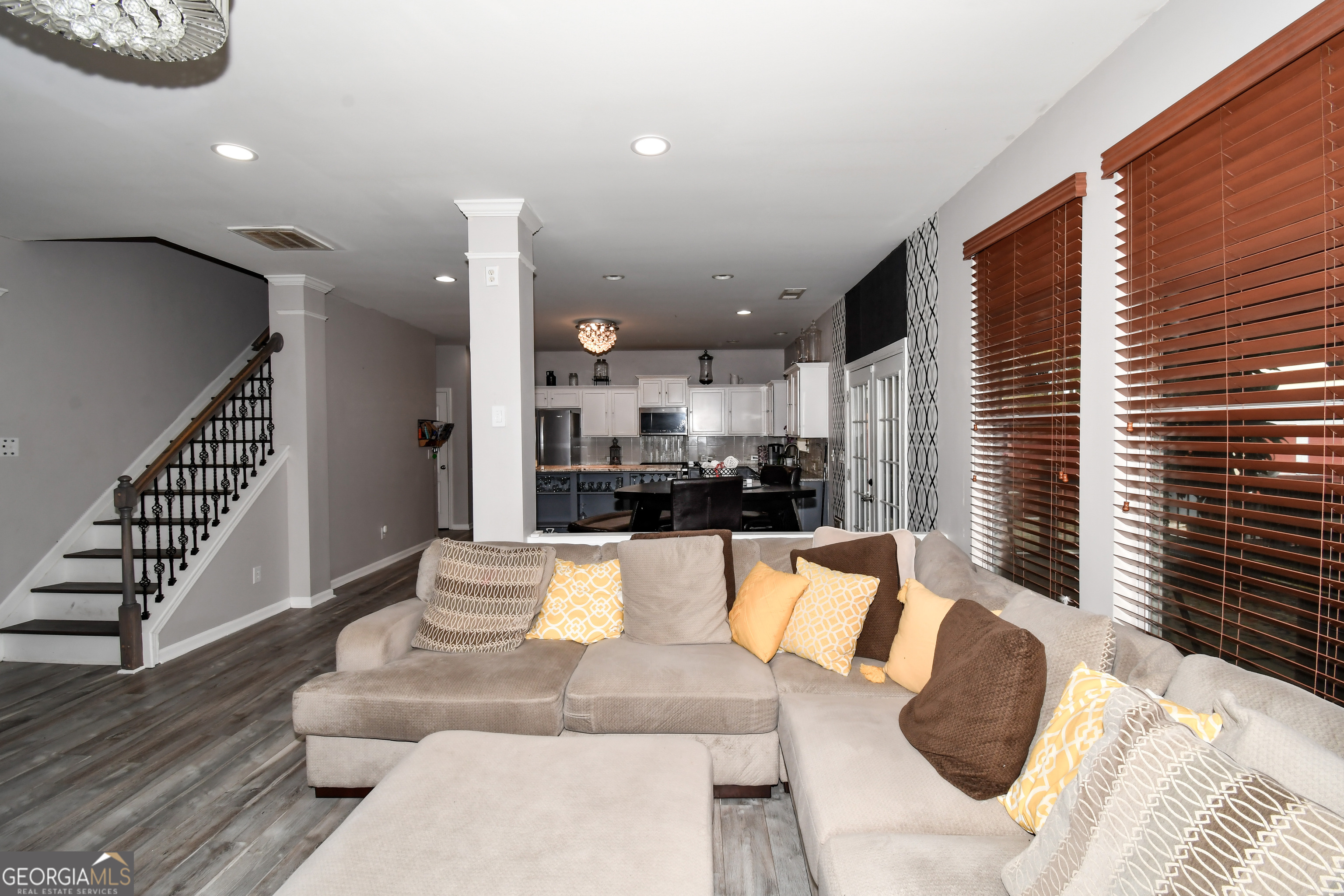 562 Simonton Ridge TRL