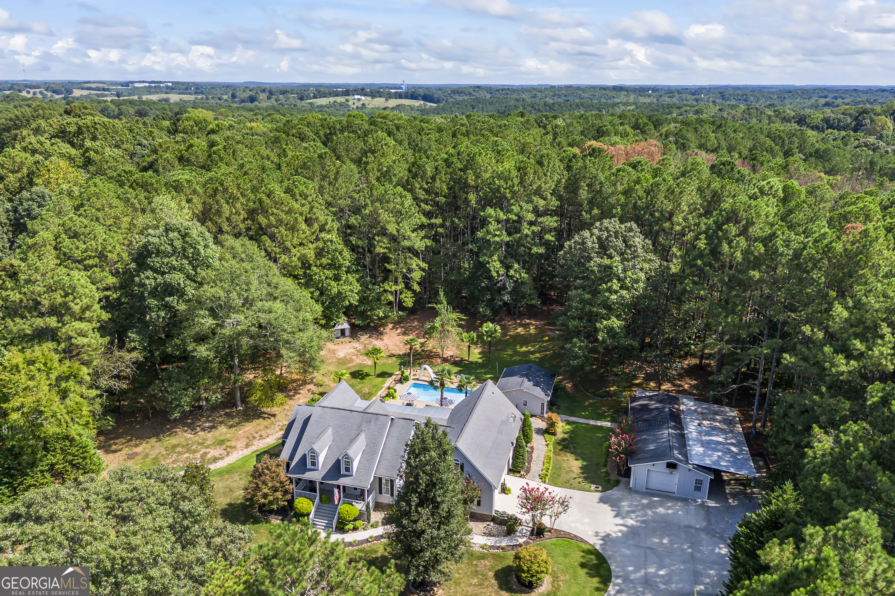 Lavonia, Georgia 30553, United States, 5 Bedrooms Bedrooms, ,3 BathroomsBathrooms,Residential,Active,44258