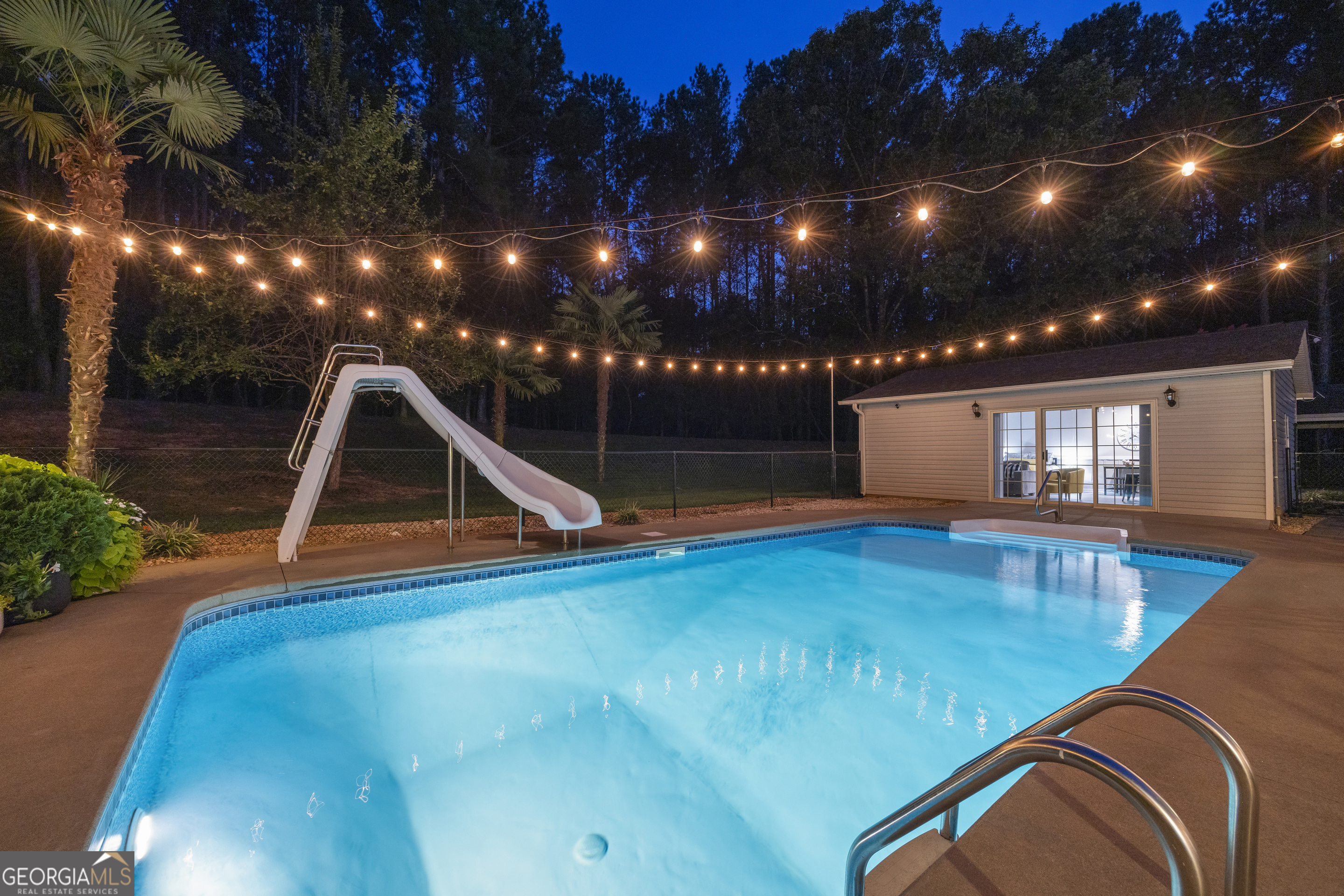 Lavonia, Georgia 30553, United States, 5 Bedrooms Bedrooms, ,3 BathroomsBathrooms,Residential,Active,44258