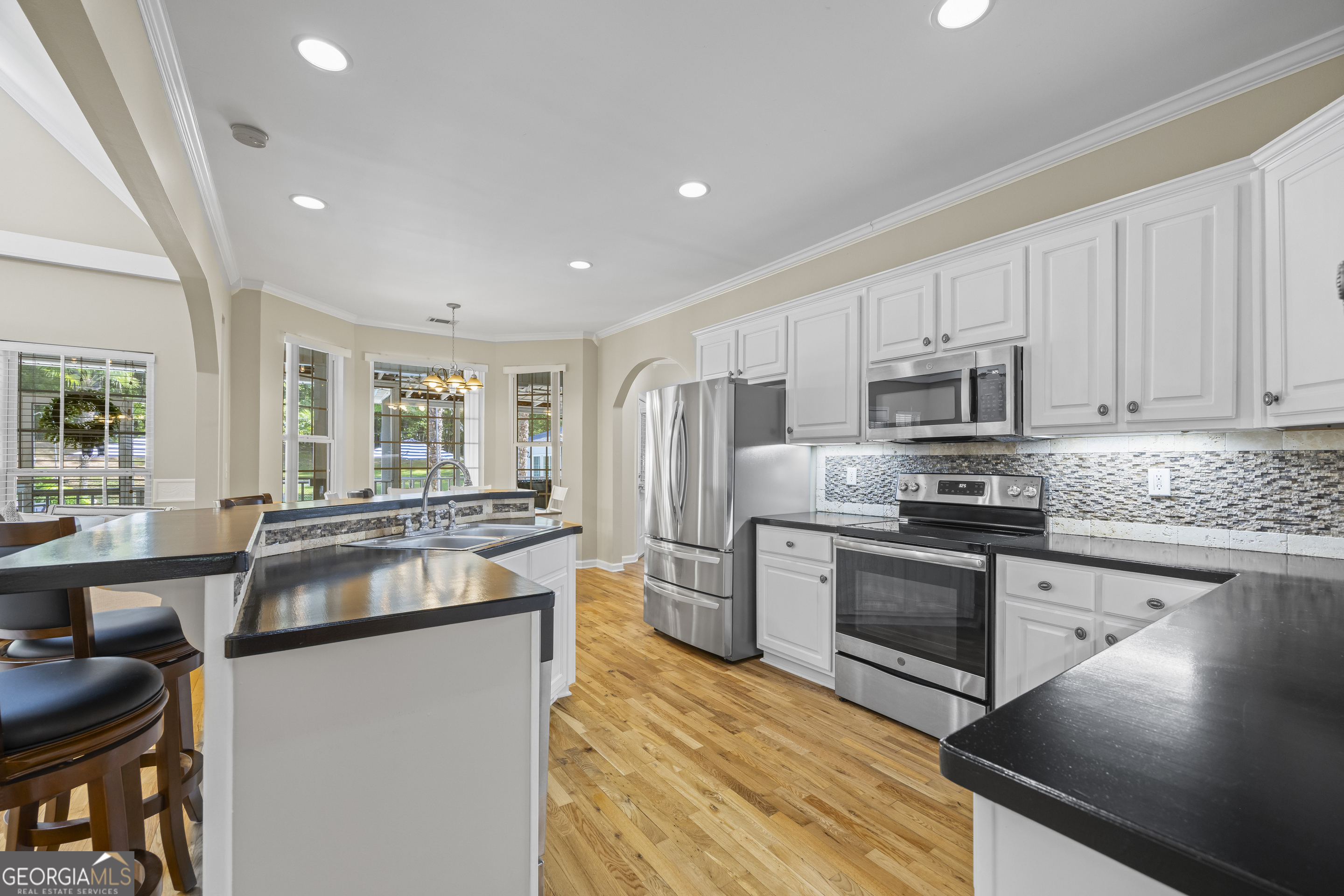 Lavonia, Georgia 30553, United States, 5 Bedrooms Bedrooms, ,3 BathroomsBathrooms,Residential,Active,44258