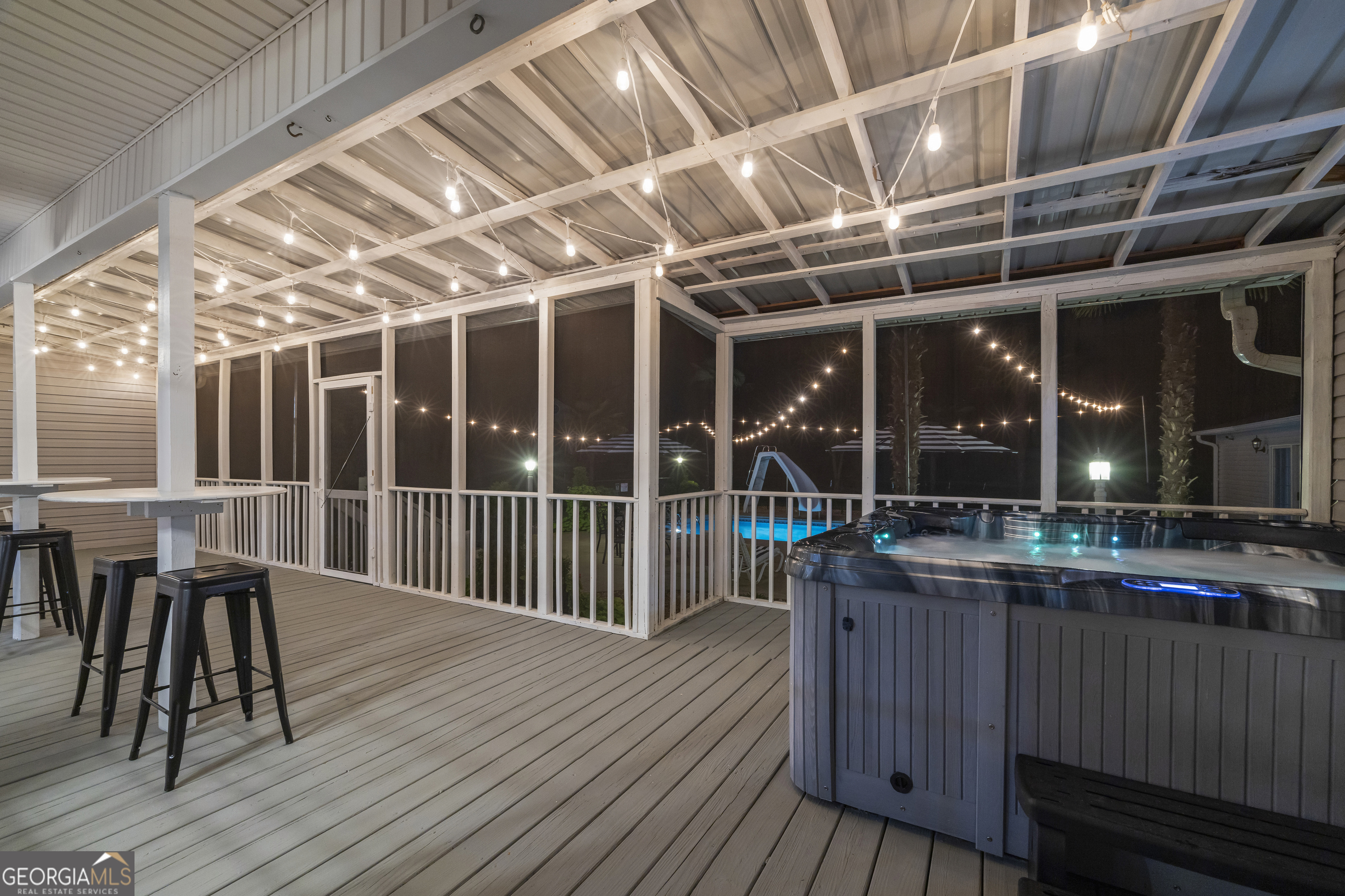 Lavonia, Georgia 30553, United States, 5 Bedrooms Bedrooms, ,3 BathroomsBathrooms,Residential,Active,44258