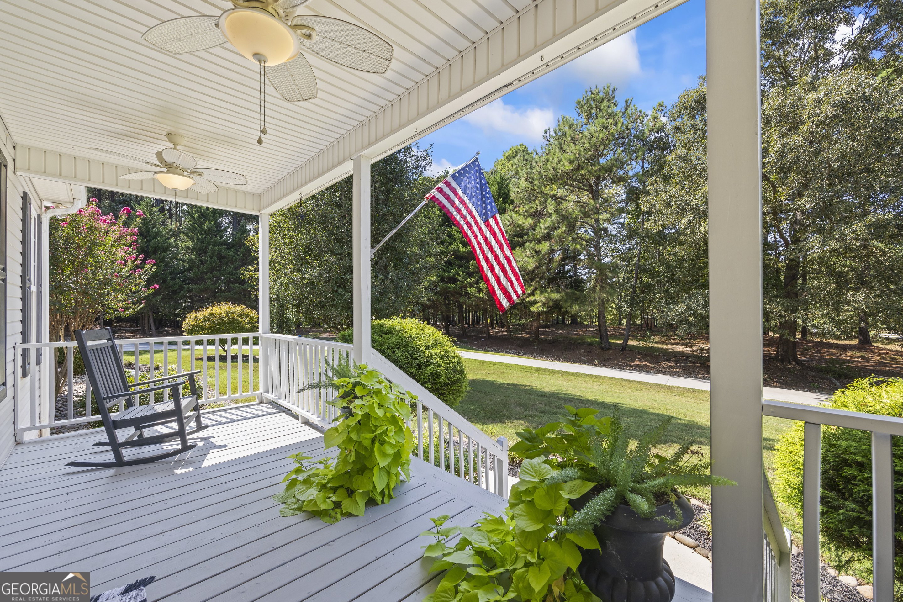 Lavonia, Georgia 30553, United States, 5 Bedrooms Bedrooms, ,3 BathroomsBathrooms,Residential,Active,44258