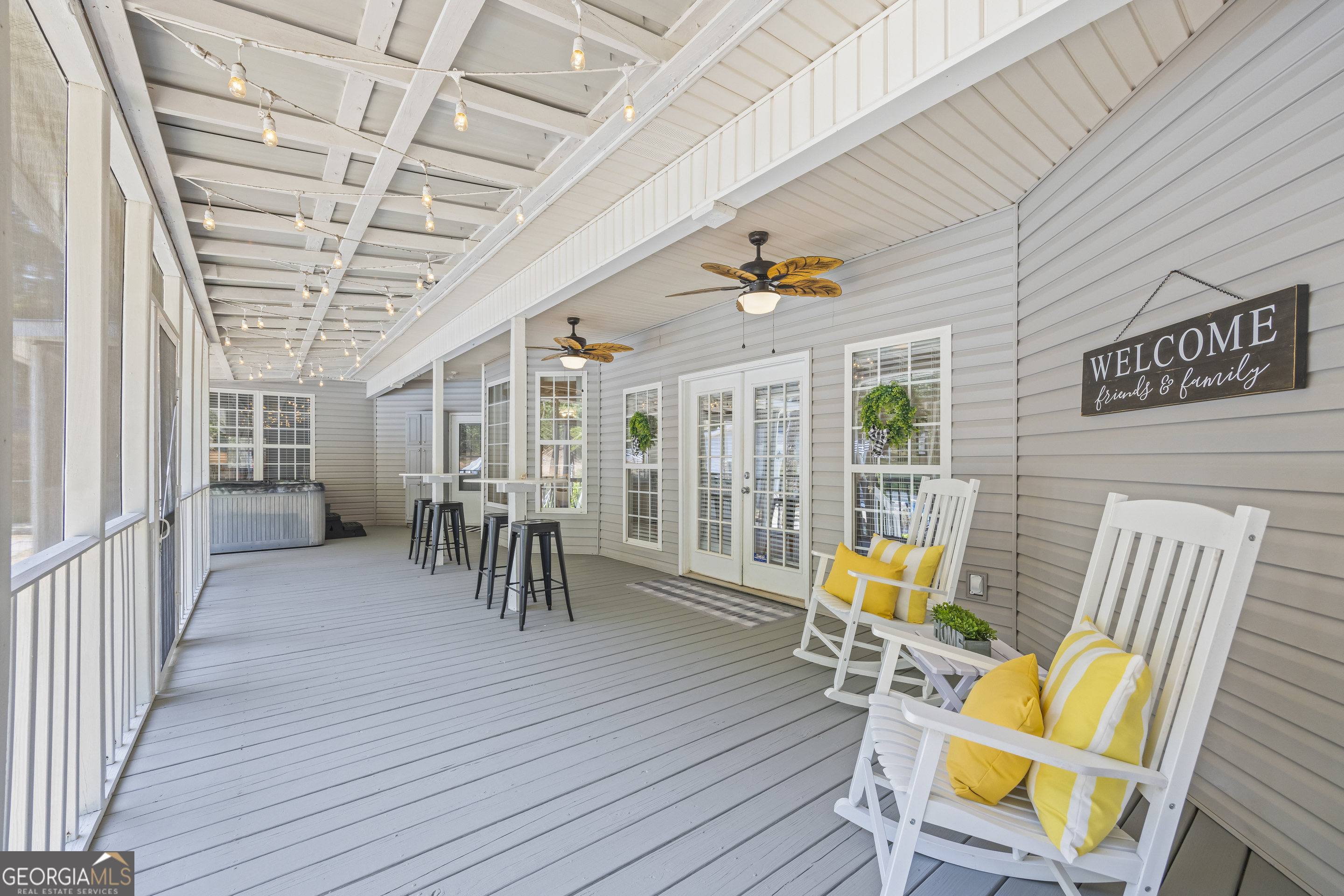 Lavonia, Georgia 30553, United States, 5 Bedrooms Bedrooms, ,3 BathroomsBathrooms,Residential,Active,44258