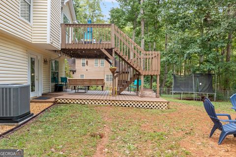 A home in Dacula