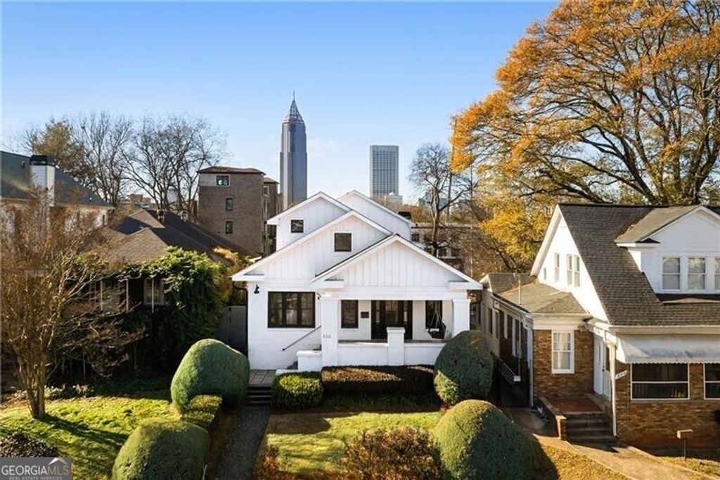 Photo of 636 Kennesaw Avenue NE, Atlanta, GA 30308 (MLS # 10724145)