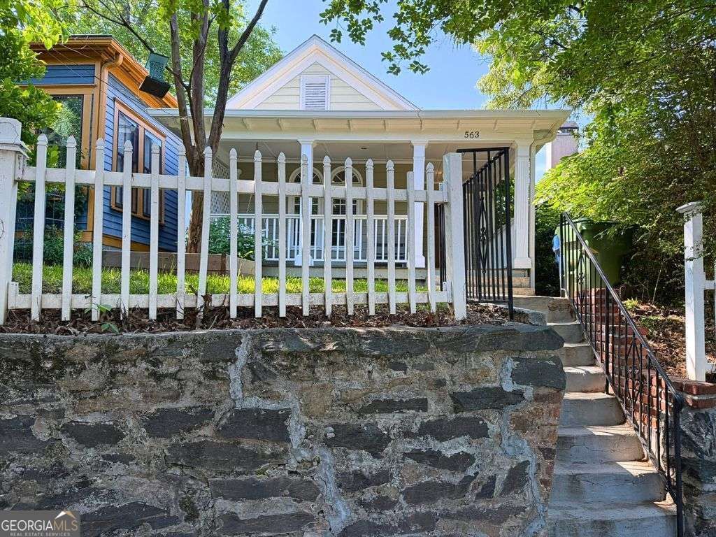 Photo of 563 Auburn Avenue, Atlanta, GA 30312 (MLS # 10757623)