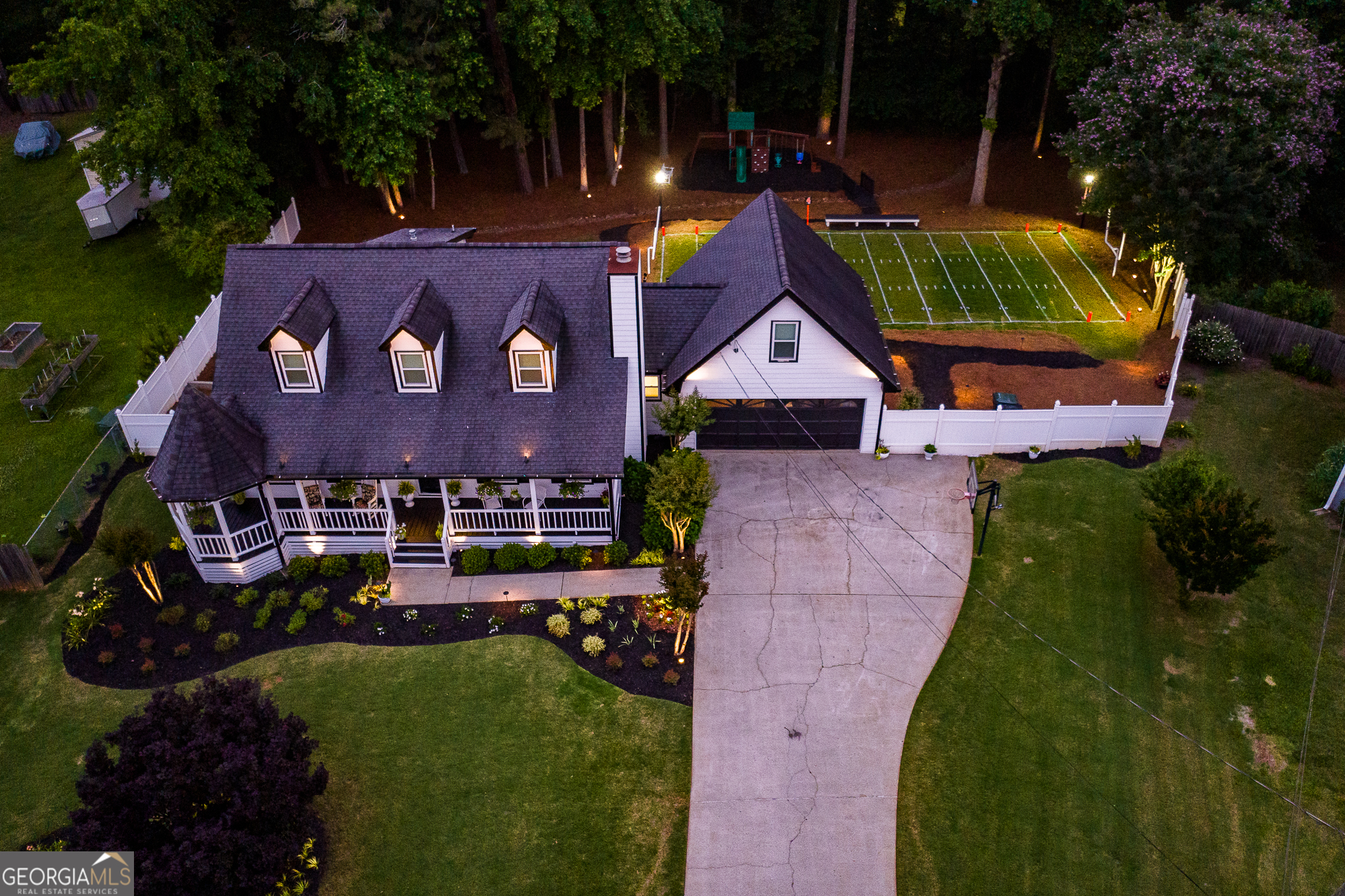 870 Rutherford DR