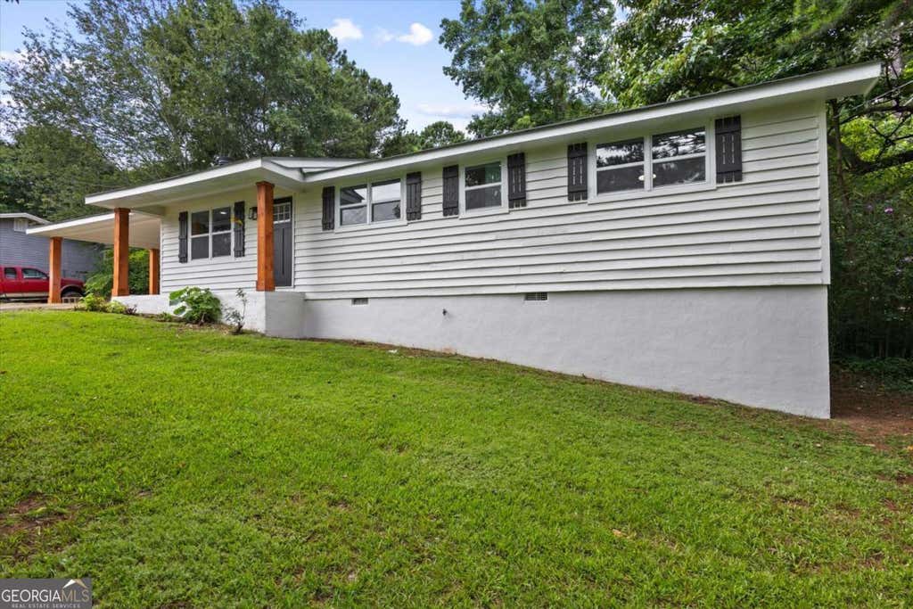 Photo of 4121 Partridge Dr, Douglasville, GA 30135 (MLS # 10790658)