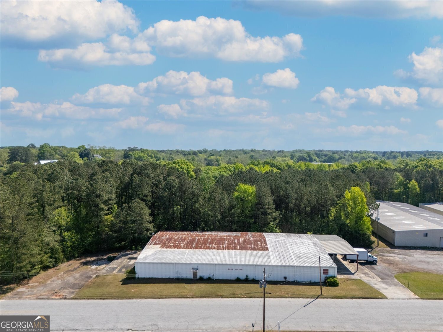 1060 Industrial BLVD