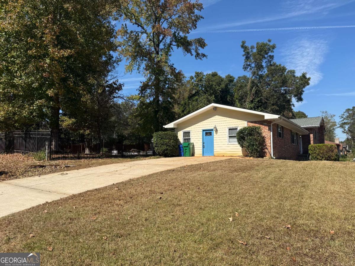 1309 Weston DR