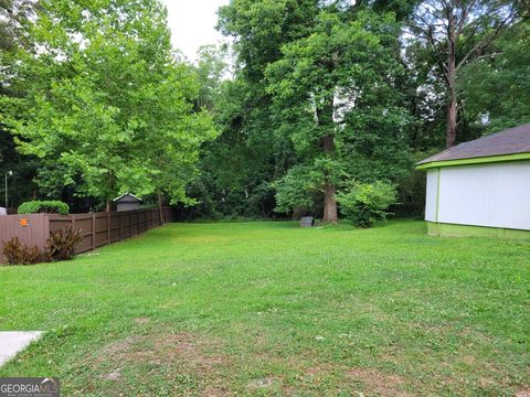 Photo of 44 Johnson Road NW, Atlanta, GA 30318 (MLS # 10753712)