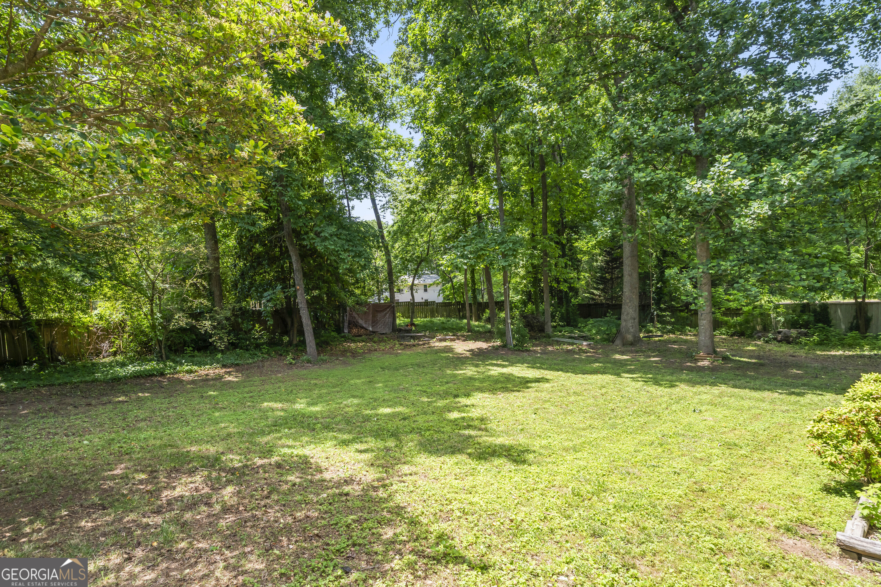 Pioneer Woods - Residential