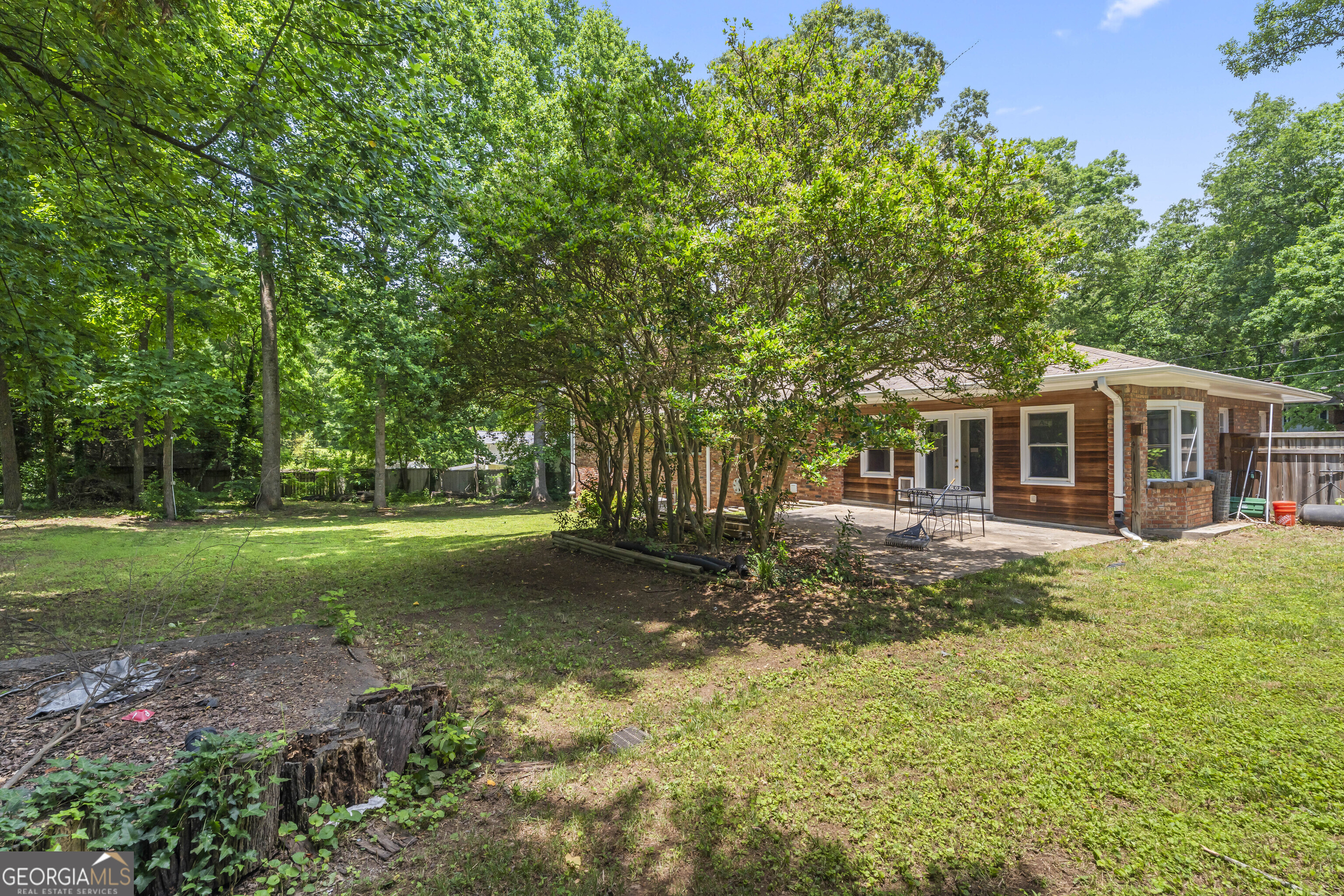 Pioneer Woods - Residential