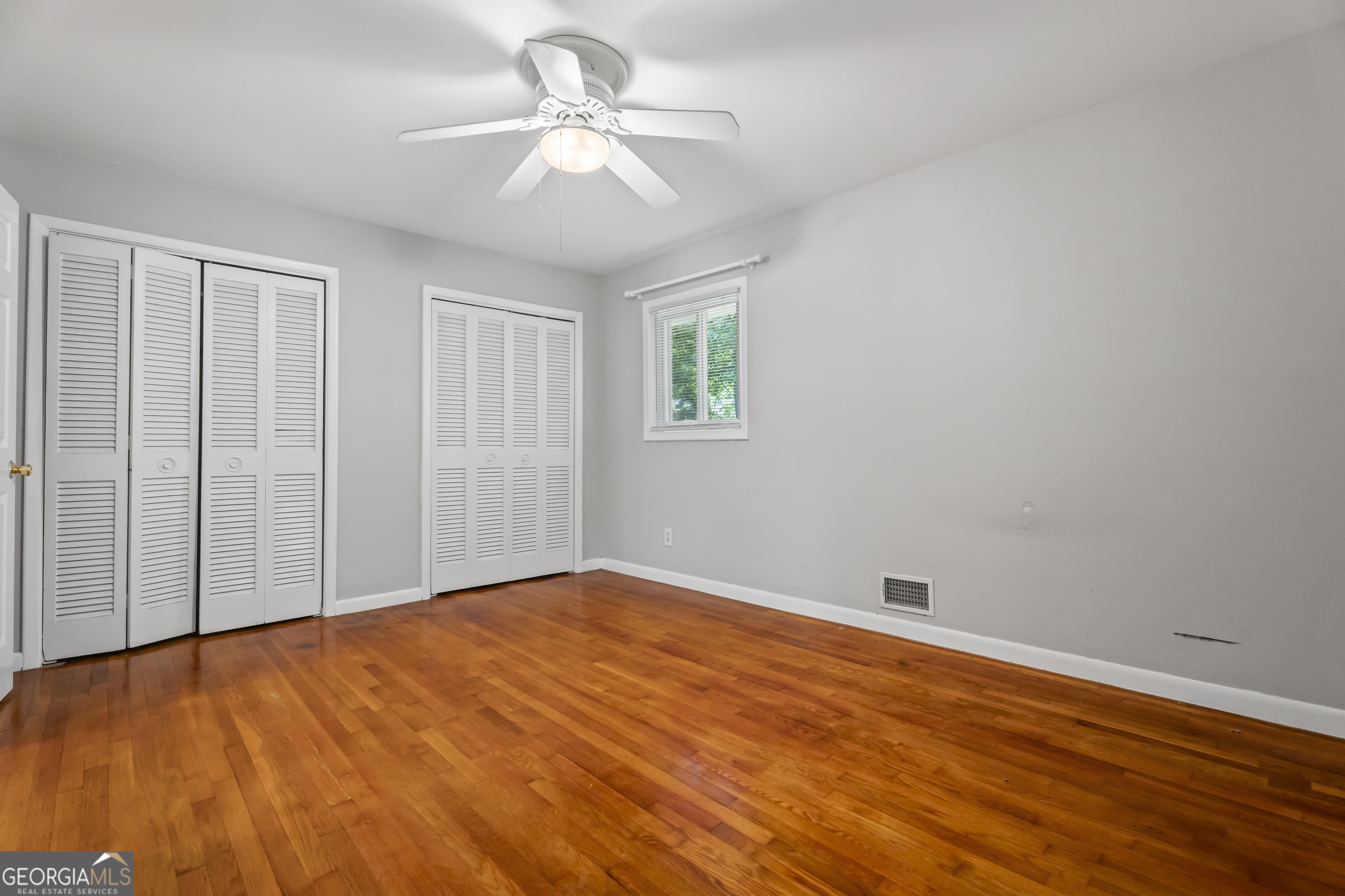 Pioneer Woods - Residential