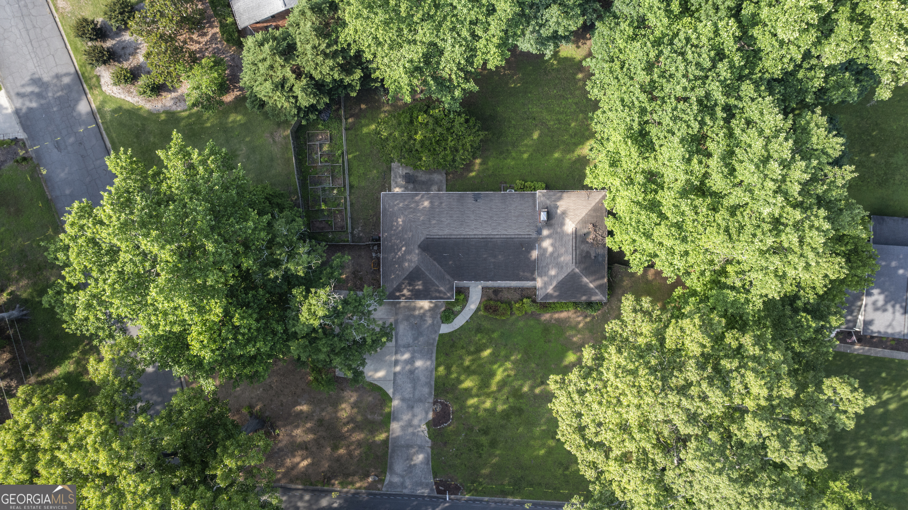 Pioneer Woods - Residential