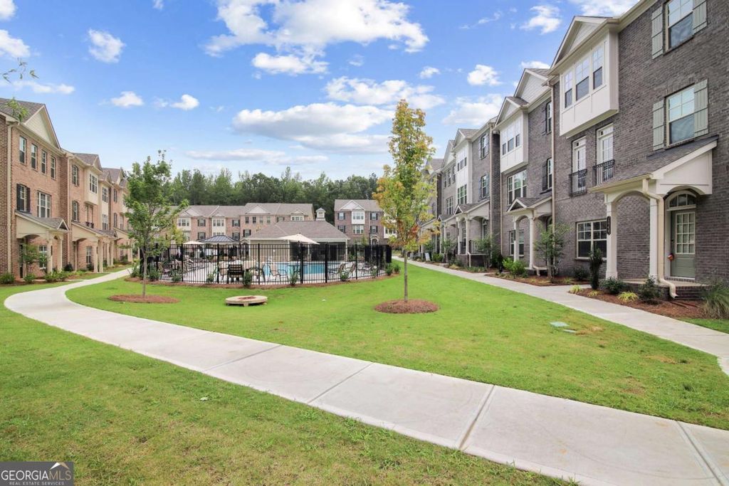 Photo of 4050 Pierson Trace #4050, Suwanee, GA 30024 (MLS # 10700738)