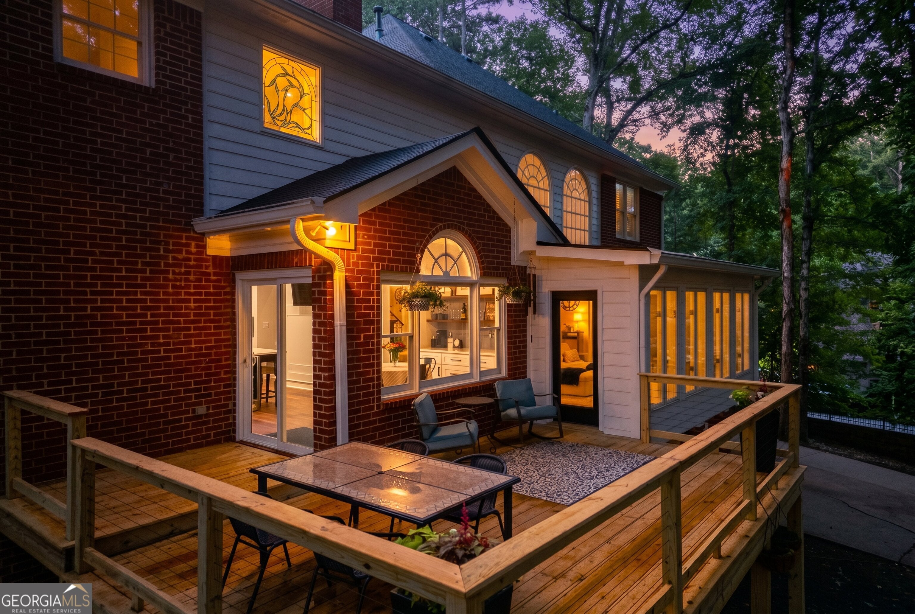 1001 Mickleton LN