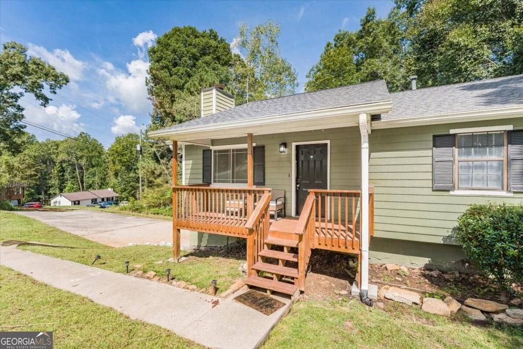 Photo of 2271 Chestnut Place, Lithia Springs, GA 30122 (MLS # 10849784)