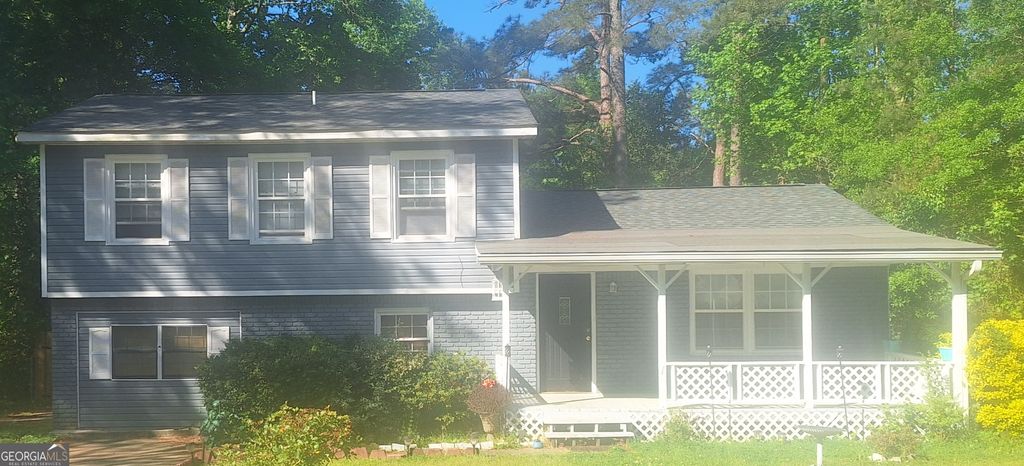 Photo of 10895 Thrasher Road, Jonesboro, GA 30238 (MLS # 10737418)