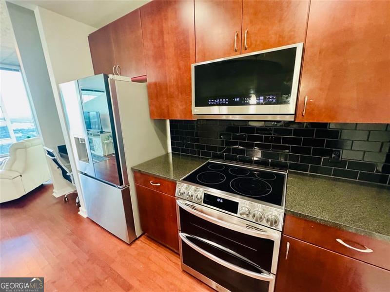 400 PEACHTREE ST 3412