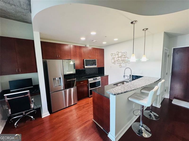 400 PEACHTREE ST 3412