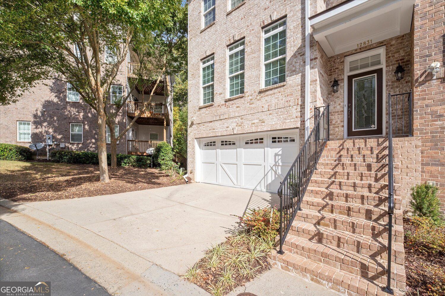 12831 Doe DR