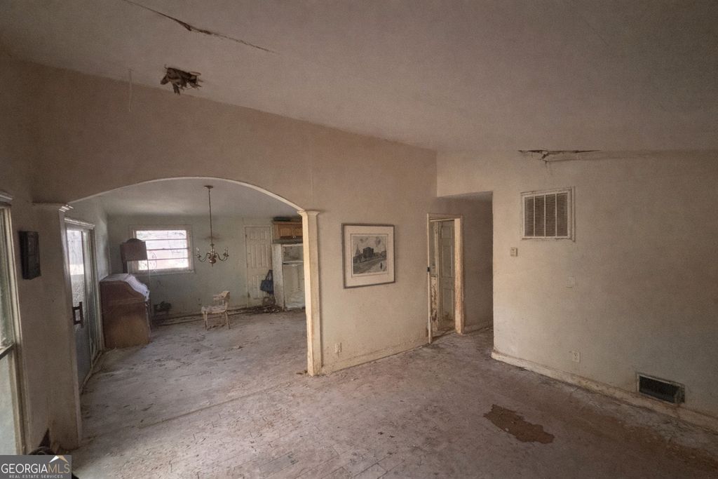 Photo of 1845 Delphine Dr, Decatur, GA 30032 (MLS # 10709433)