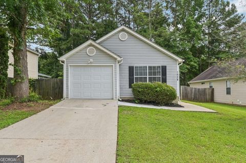 Photo of 1528 Wembley Drive, Douglasville, GA 30134 (MLS # 10619575)
