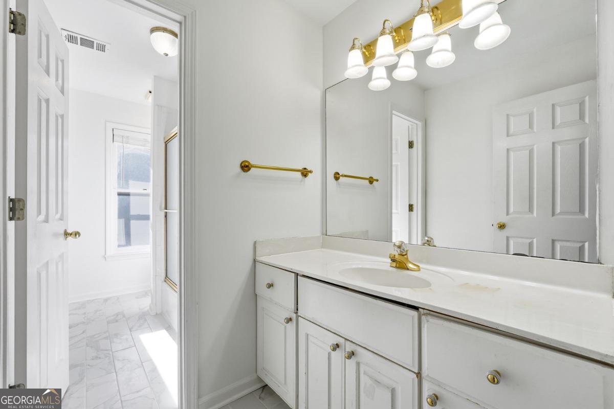 Hamptons Grant - Residential