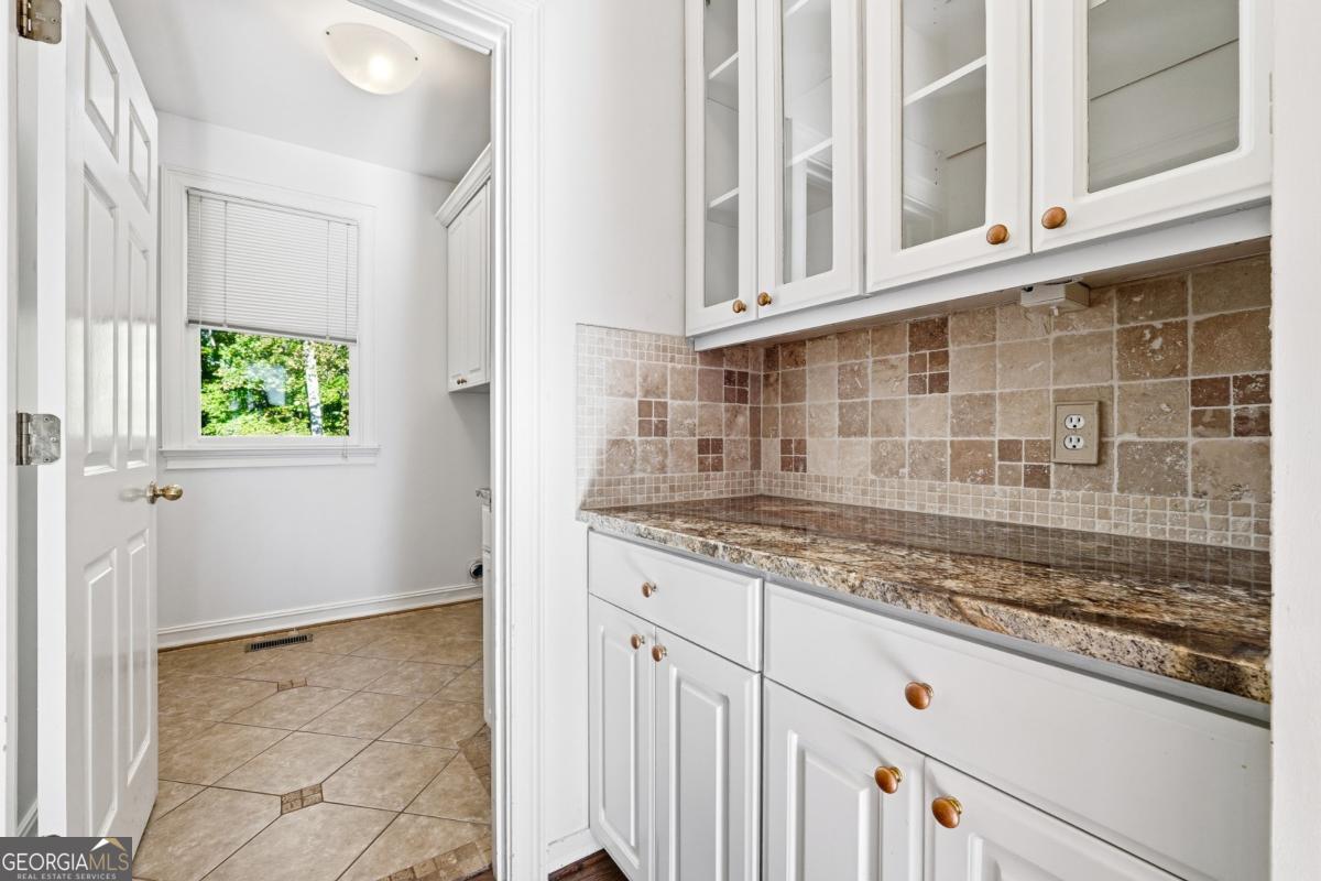 Hamptons Grant - Residential