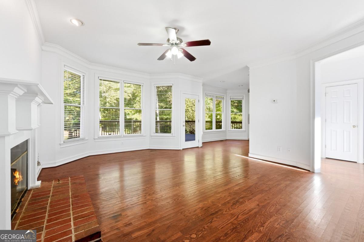 Hamptons Grant - Residential