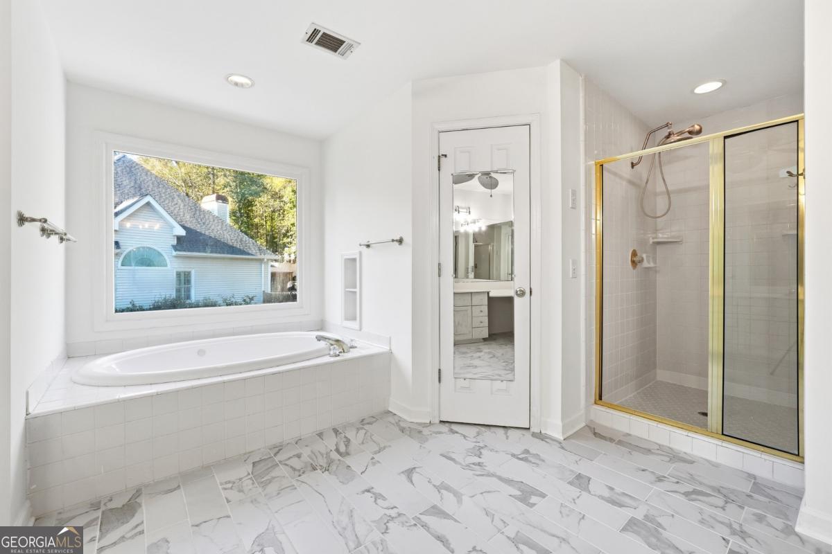 Hamptons Grant - Residential