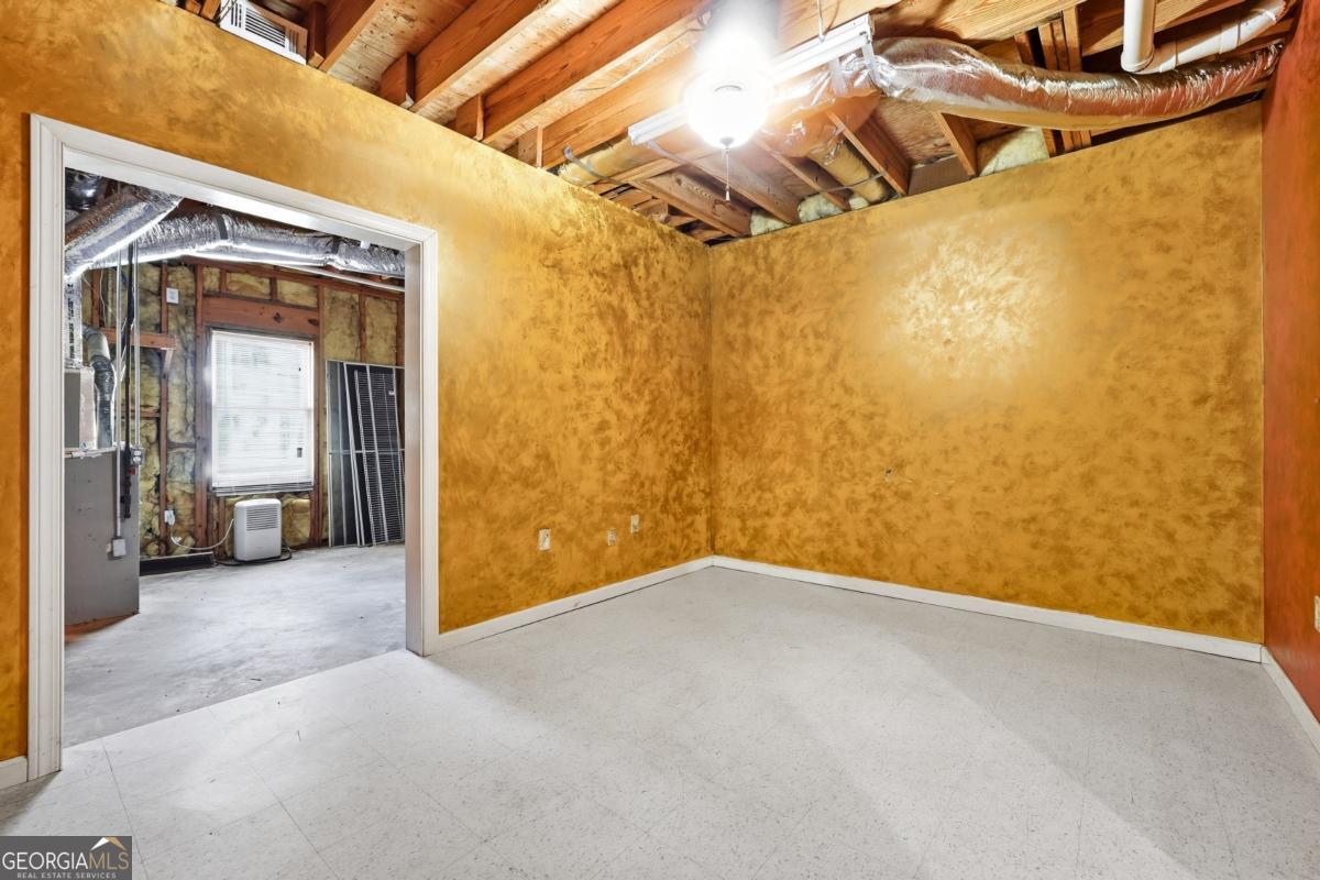 Hamptons Grant - Residential