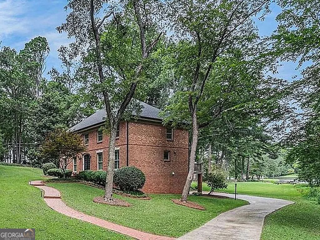 Photo of 2270 Emerald Drive, Jonesboro, GA 30236 (MLS # 10652183)