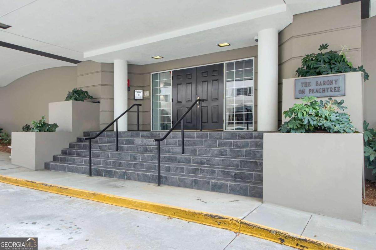 2499 Peachtree RD NE 506