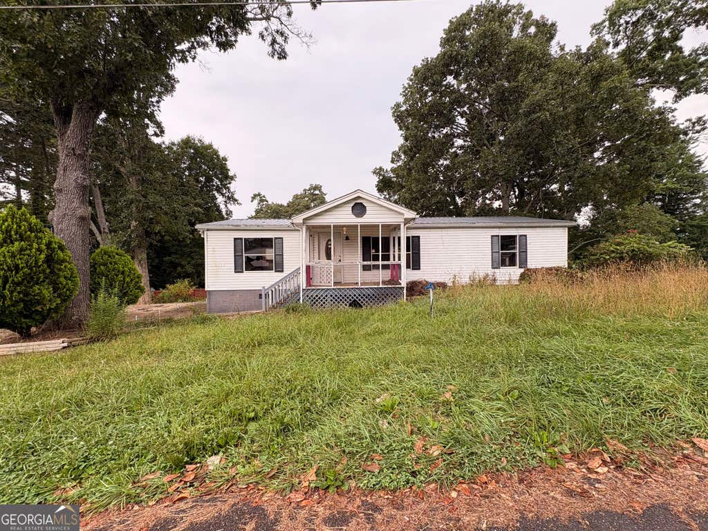 Photo of 71 Elm Street, Blue Ridge, GA 30513 (MLS # 10834565)