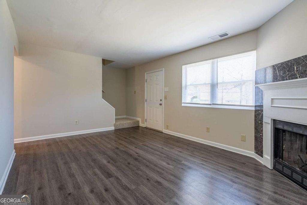 Photo of 1108 cousins Road, Woodstock, GA 30188 (MLS # 10704288)