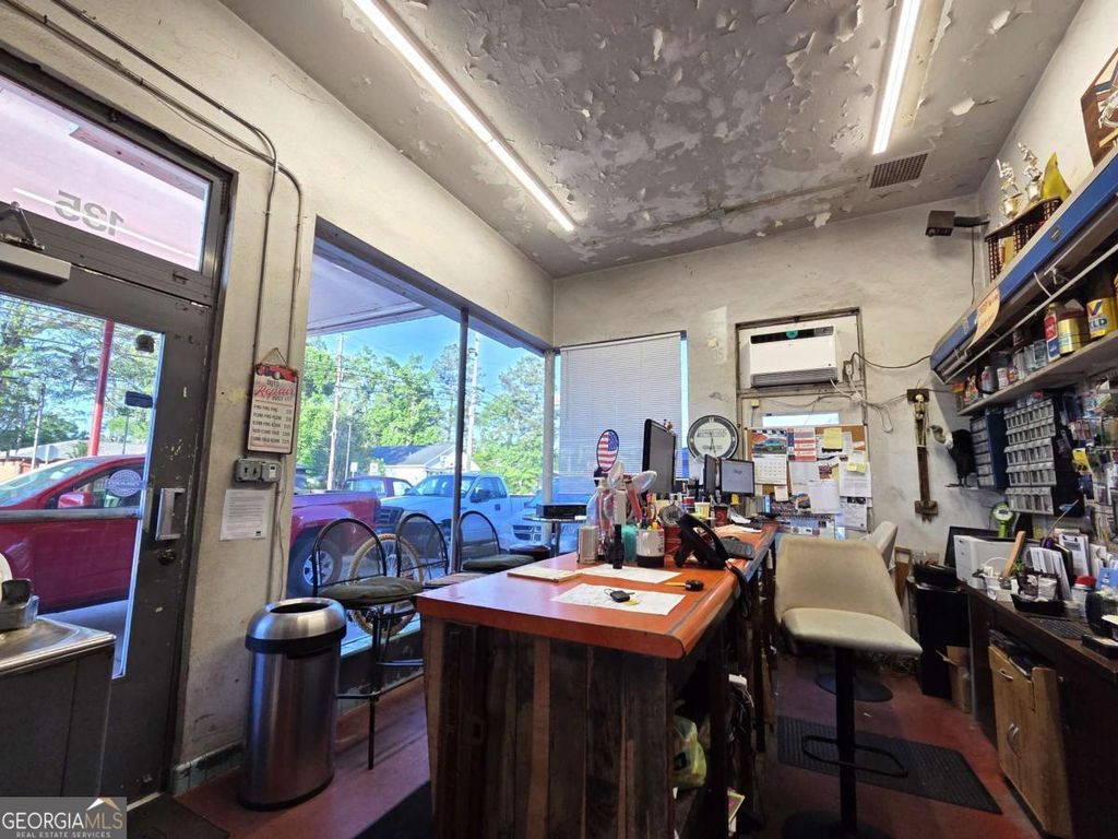 Photo of 135 E US Highway 80, Pooler, GA 31322 (MLS # 10735981)