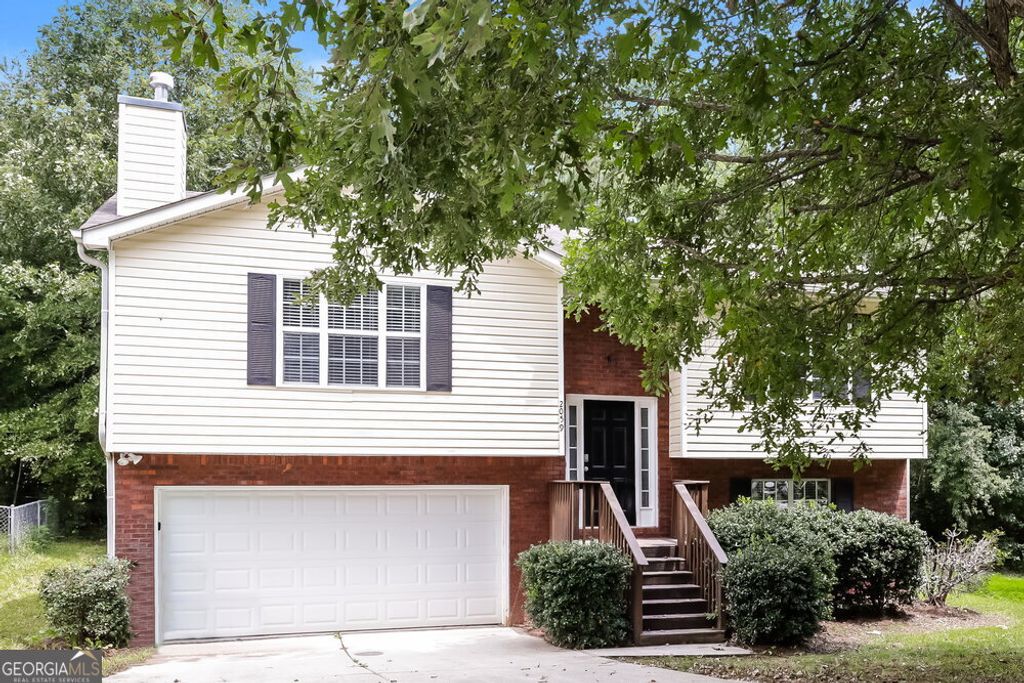 Photo of 2059 Oak Terrace Drive SE, Atlanta, GA 30316 (MLS # 10800611)