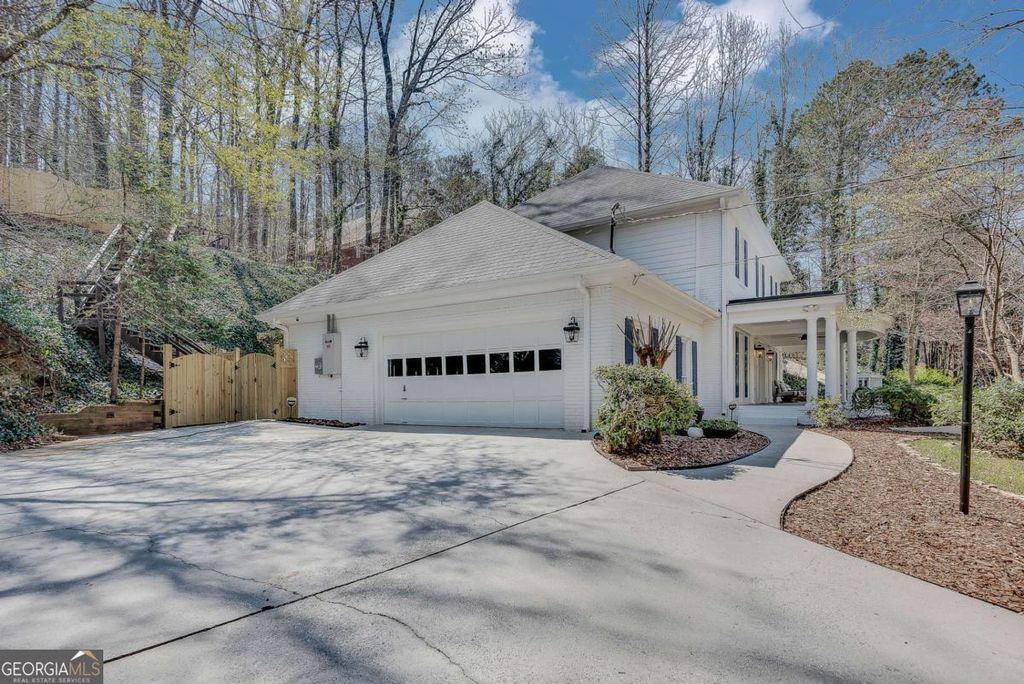 Photo of 2299 Tristan Circle NE, Atlanta, GA 30345 (MLS # 10715014)