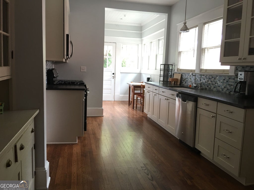 Photo of 752 Greenwood Ave, Atlanta, GA 30306 (MLS # 10841754)