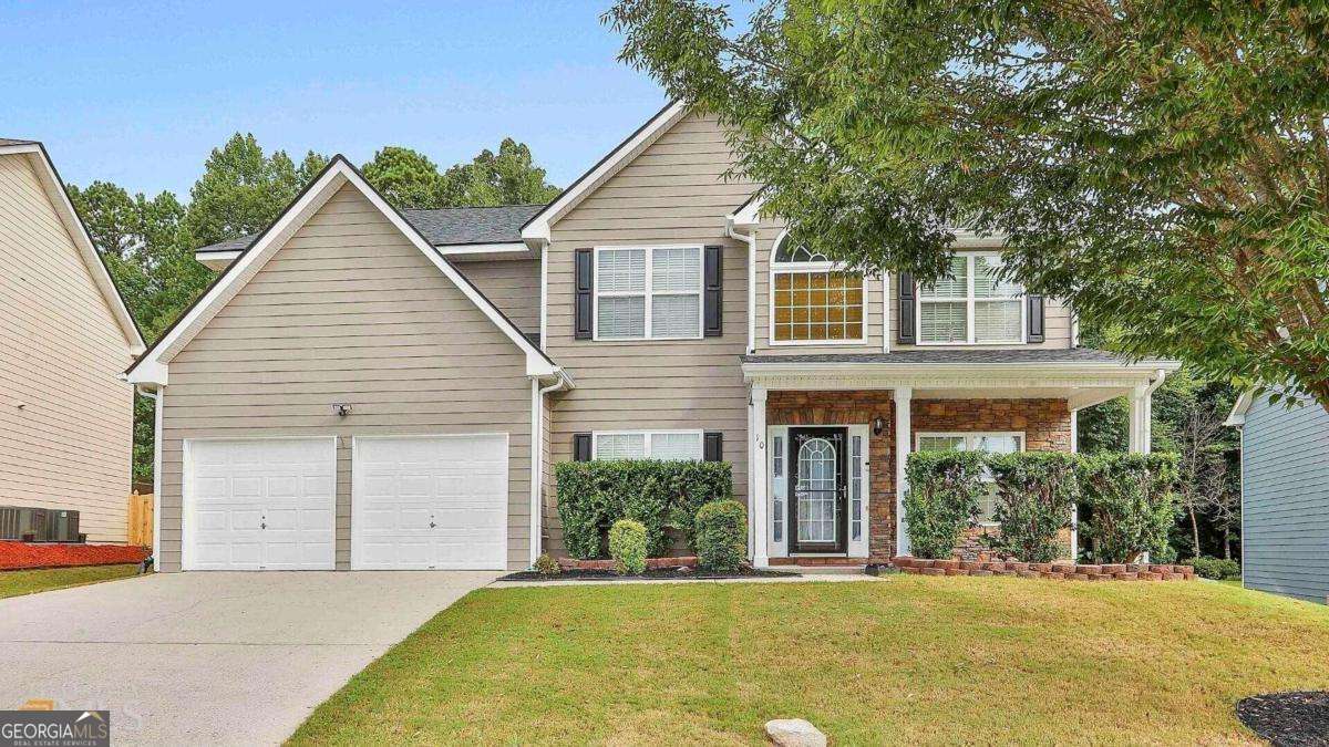 HUGE Immaculate-LIKE NEW 5 bedroom, 3 bath home in a gorgeous pristine swim & tennis community in highly sought-after Coweta County with excellent schools-. Huge spacious home with hardwood floors thru most of 1st floor. Full bedroom and bath on 1st floor. Huge master bedroom with a step up sitting loft with fireplace in master loft. Separate shower and tub. His and her vanity. Spacious his and hers closet. Island kitchen with granite counter top and stainless steel appliance. Huge fenced back yard for privacy, Fairly new roof. No Pets Allowed. Bad credit/Low credit score No problem-- Looking for an excellent responsible stable tenant/family to rent this gorgeous home to. Pls use showingtime to schedule showing.