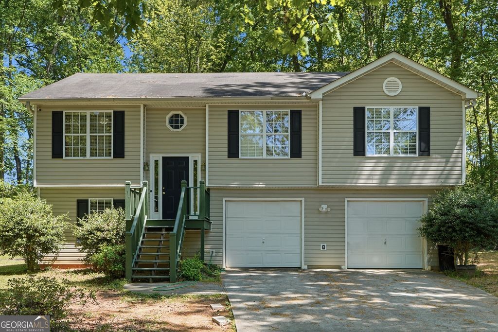Photo of 4176 Heatherstone Drive, Gillsville, GA 30543 (MLS # 10737282)