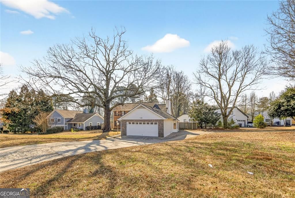 1056 Indian Hills PKWY NE