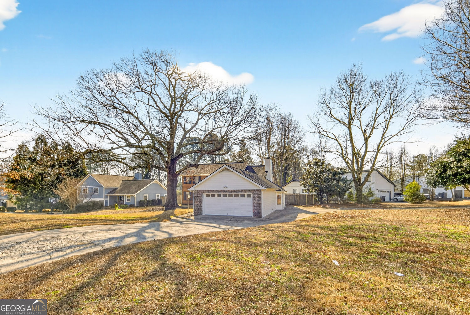 1056 Indian Hills PKWY NE