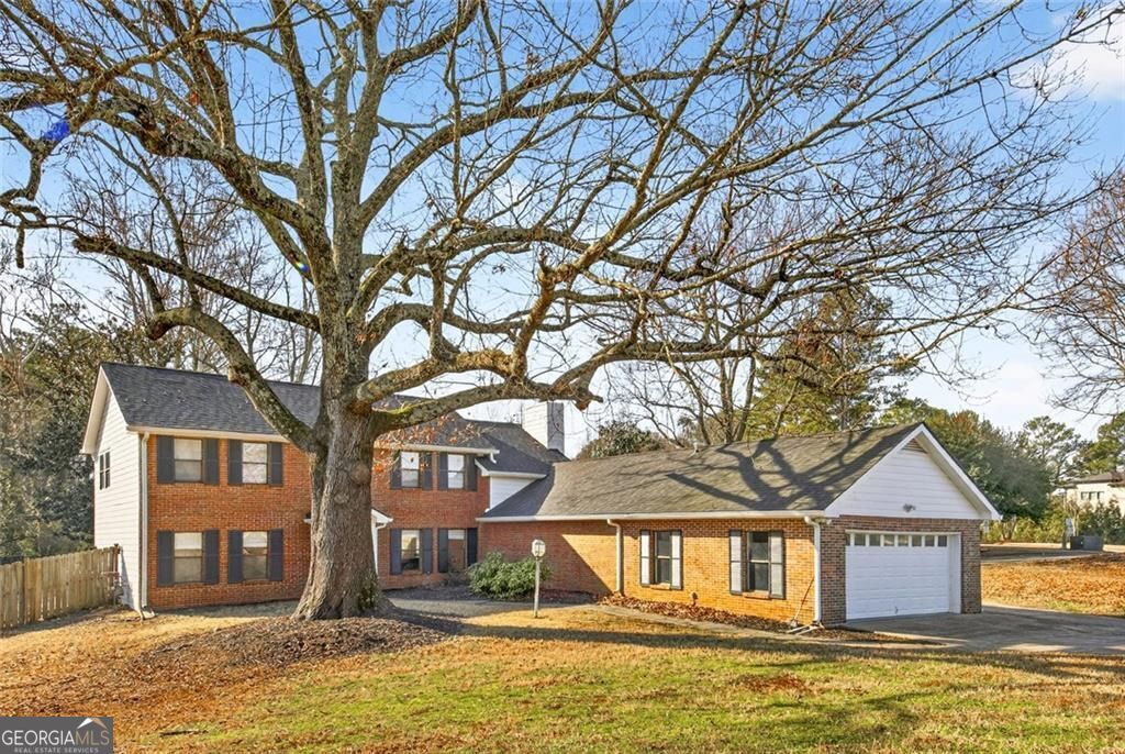 1056 Indian Hills PKWY NE